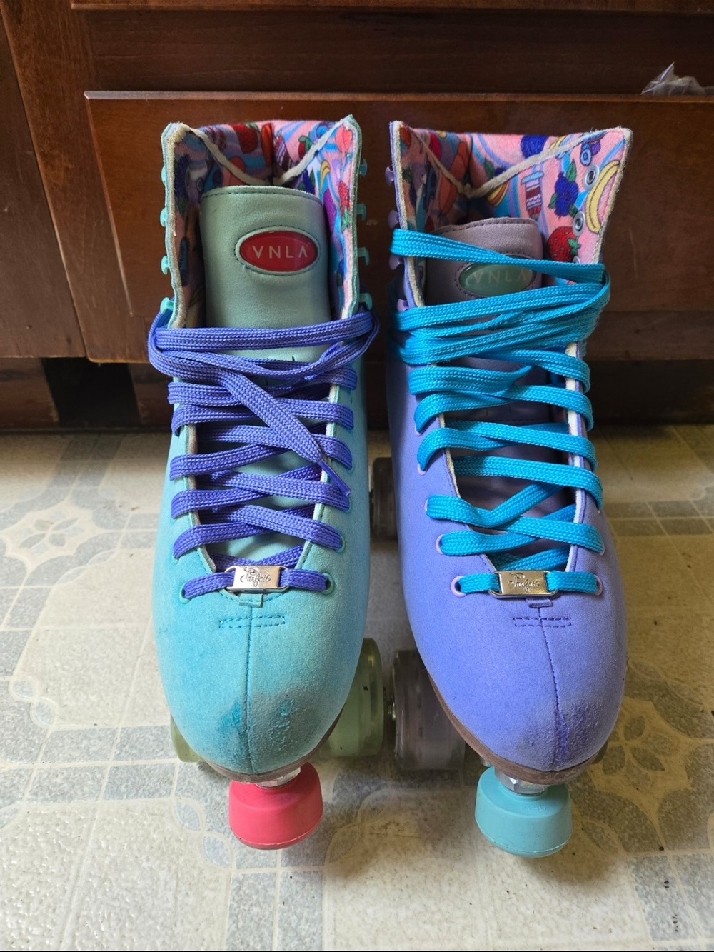 VNLA Parfaits Colorblock High-Top Roller Skates - Teal & Lilac